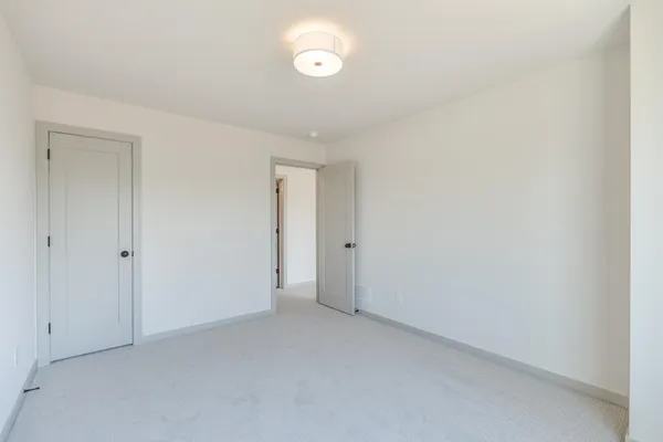 $779,000 | 5036 Airlake Draw, Woodbury, MN 55129