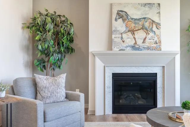 $789,000 | 5036 Airlake Draw, St. Paul, MN 55129