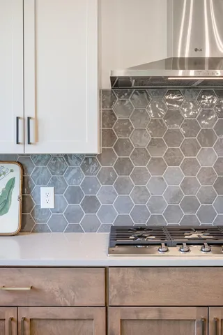 $789,000 | 5036 Airlake Draw, St. Paul, MN 55129