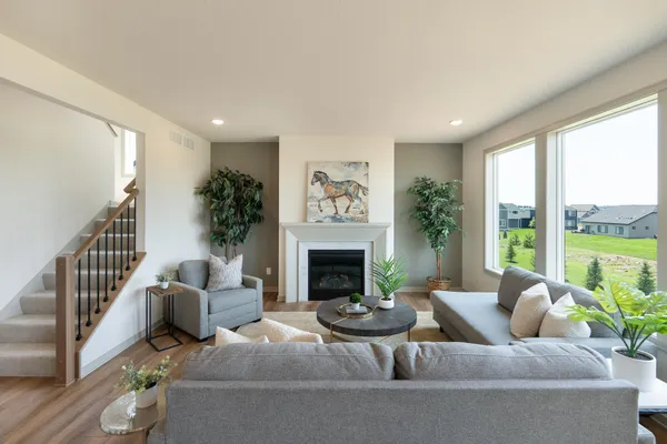 $779,000 | 5036 Airlake Draw, Woodbury, MN 55129