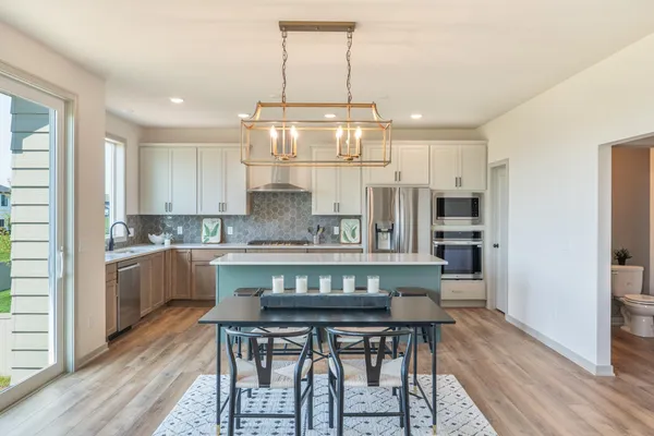 $779,000 | 5036 Airlake Draw, Woodbury, MN 55129