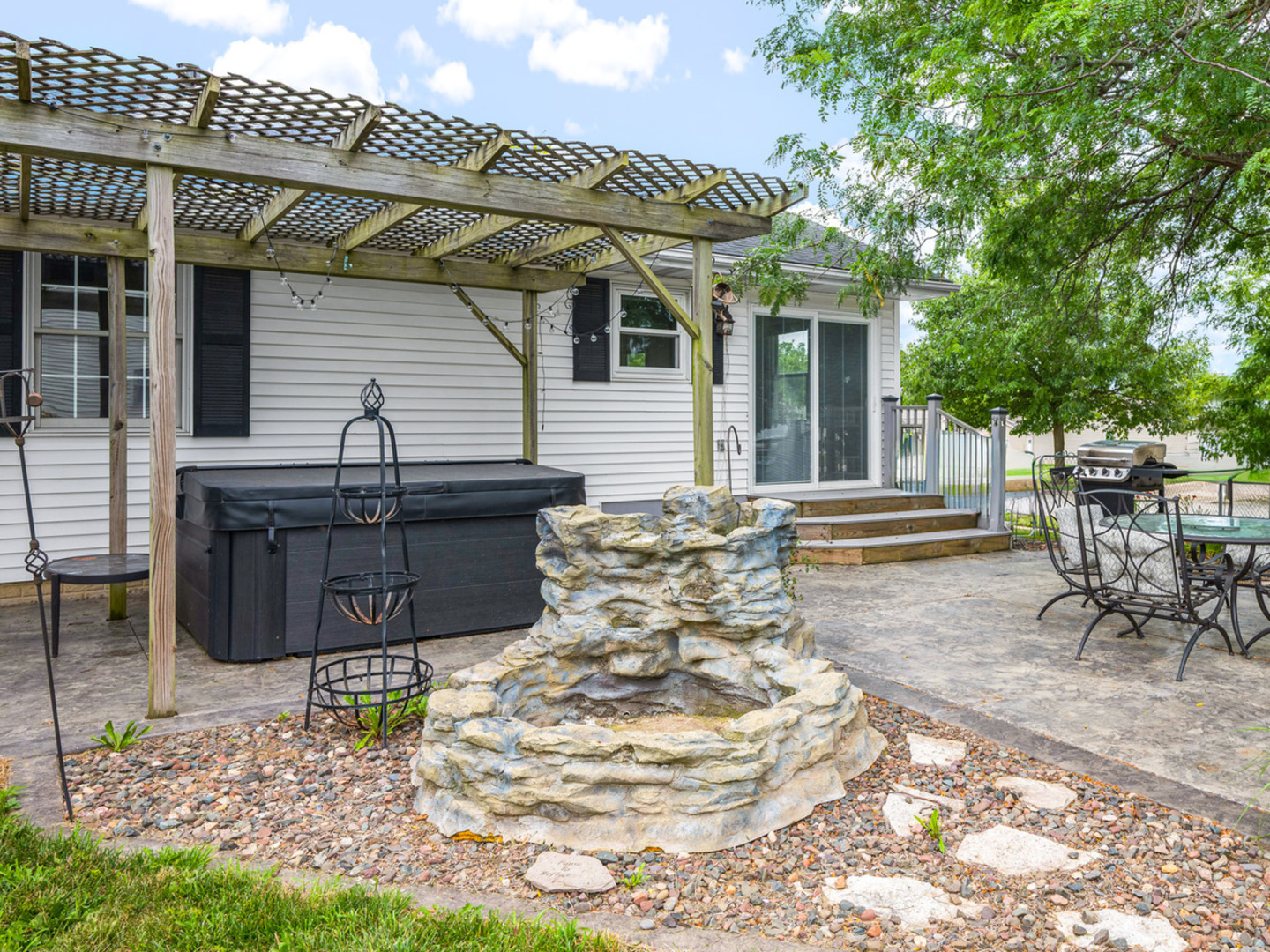 2831 Rutherford Drive Bloomington, IL 61705 - Photo 33 of 41 Gallery Image 33