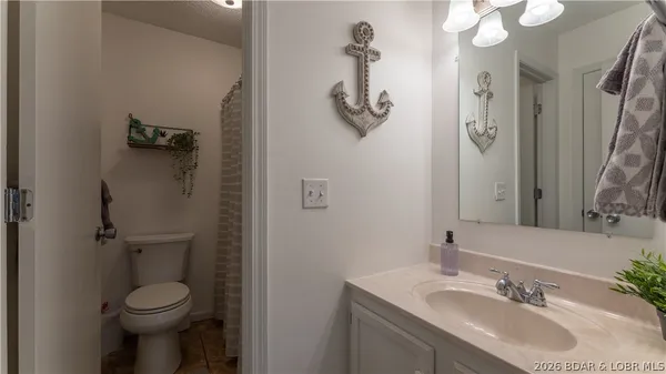 $259,900 | 150 Southwood Shores Place, Unit 3044D, Lake Ozark, MO 65049