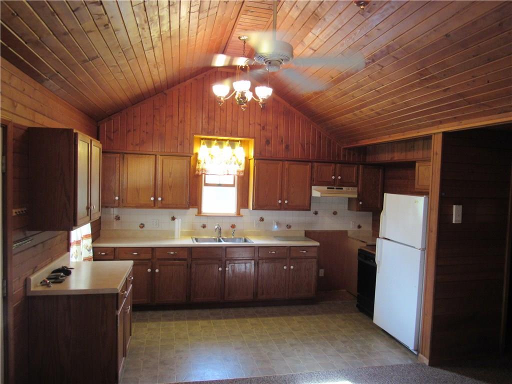 4414 Hollow Road New Castle, PA 16101 - Photo 4 of 25 Gallery Image 4