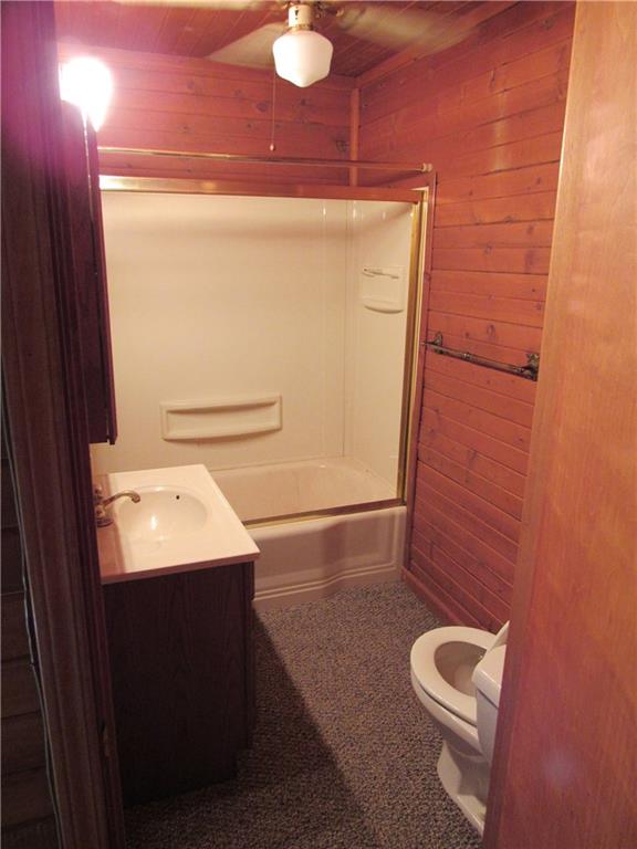 4414 Hollow Road New Castle, PA 16101 - Photo 10 of 25 Gallery Image 10