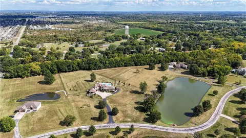 $1,290,000 | 15515 Meadowbrook Court, Raymore, MO 64083