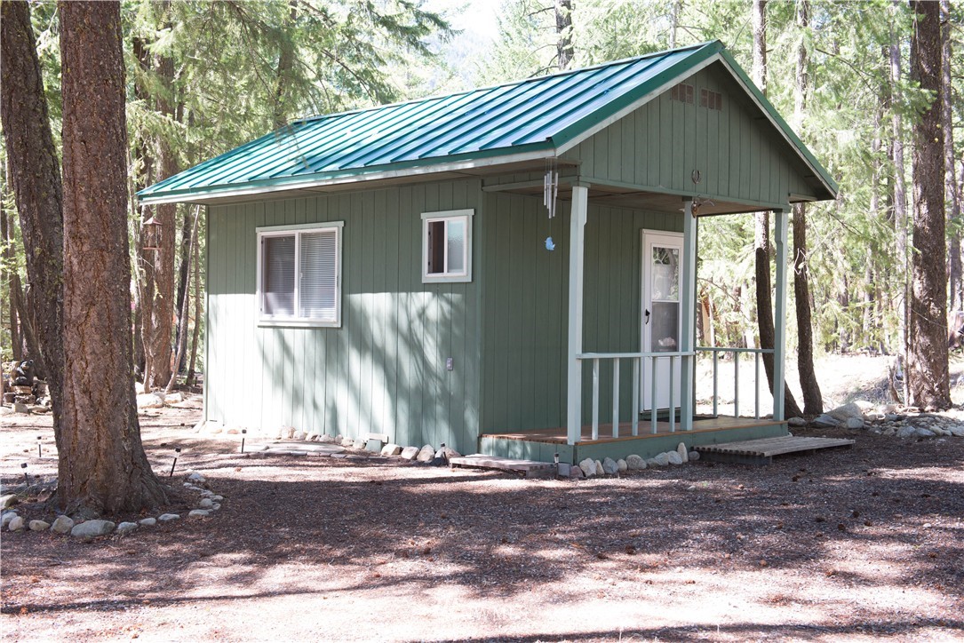 8 Susan Road Mazama, WA 98833 - Photo 3 of 21 Gallery Image 3