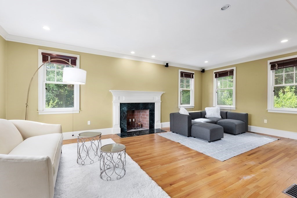 46 Valley Spring Road Newton, MA 02458 - Photo 6 of 14