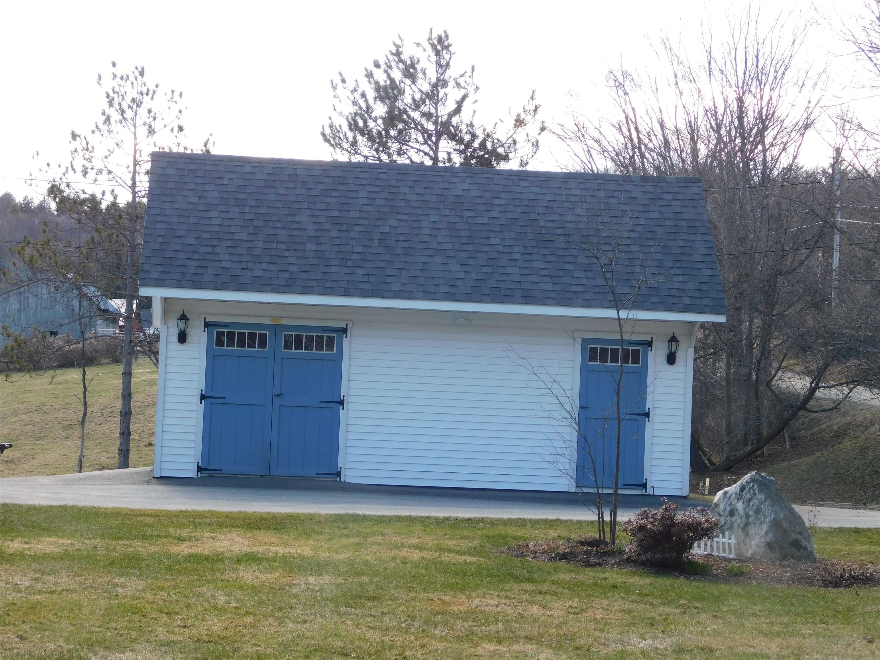 150 Barlow Road Springfield, VT 05156 - Photo 2 of 30