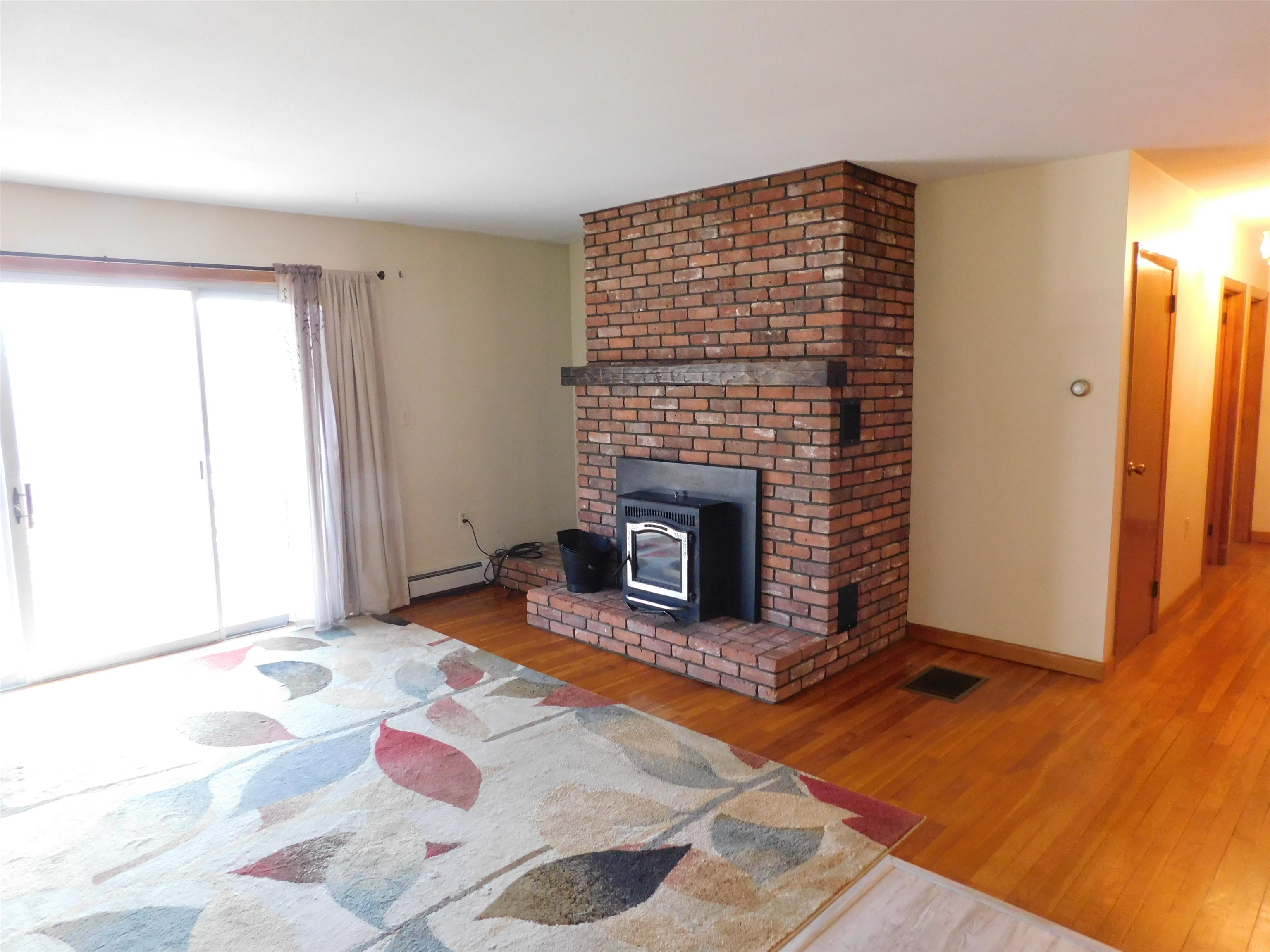 150 Barlow Road Springfield, VT 05156 - Photo 22 of 30