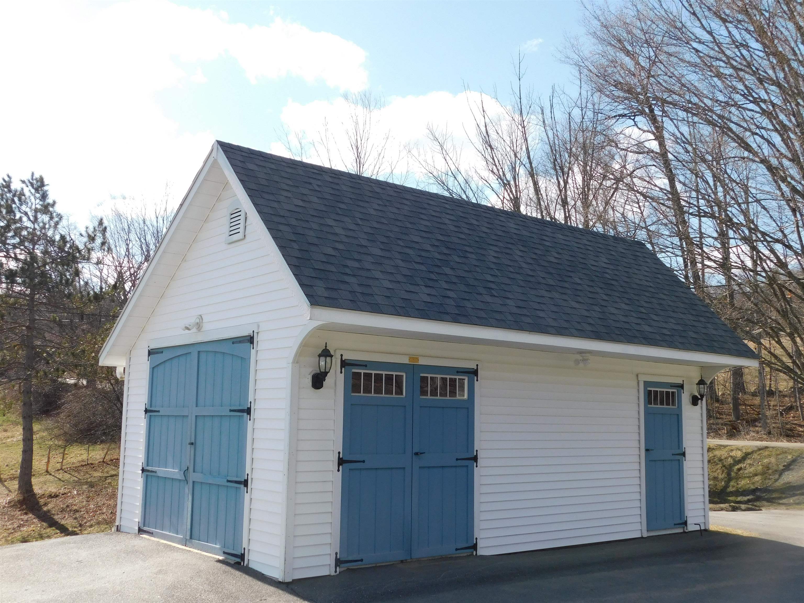 150 Barlow Road Springfield, VT 05156 - Photo 3 of 30