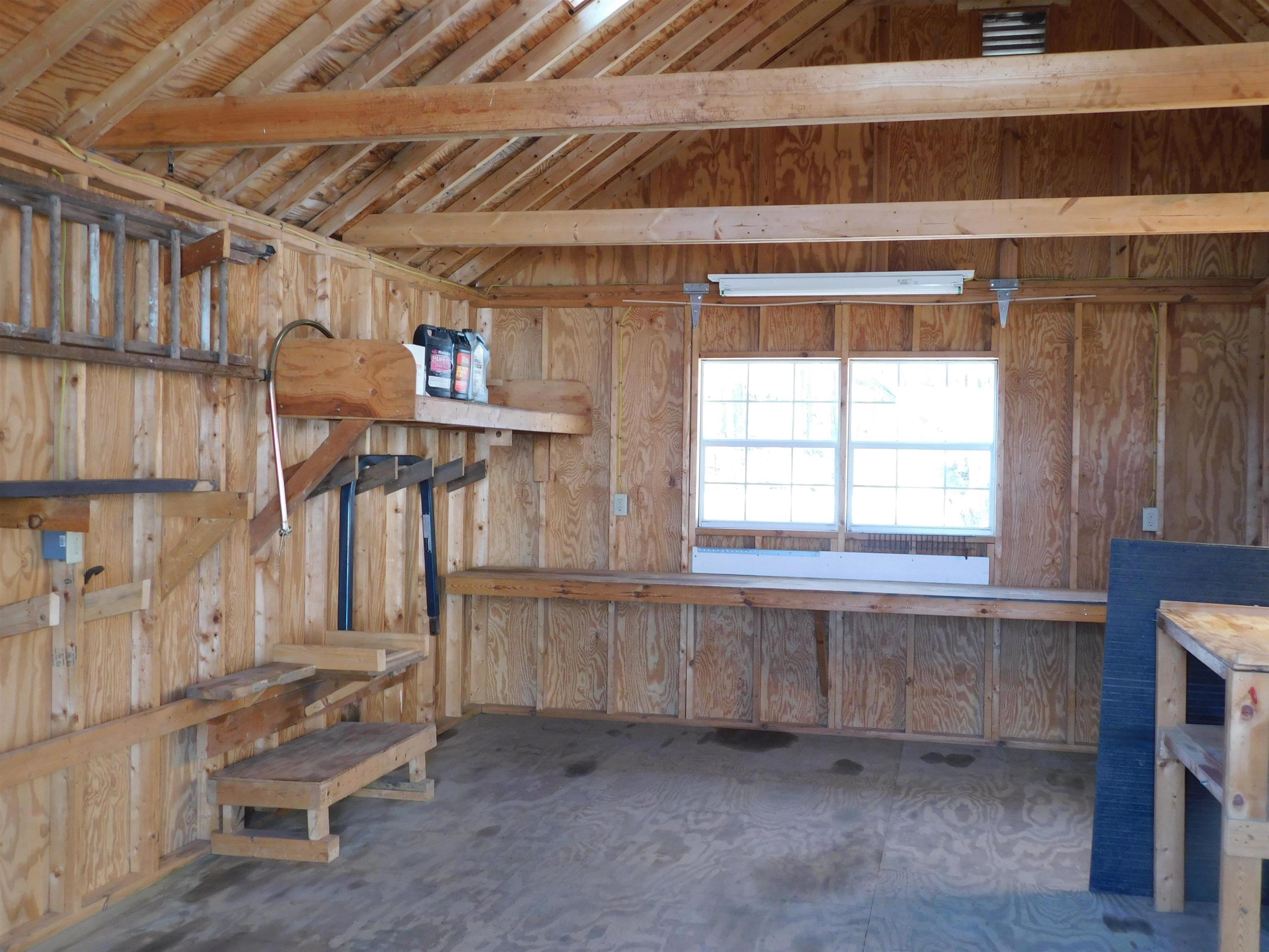 150 Barlow Road Springfield, VT 05156 - Photo 4 of 30