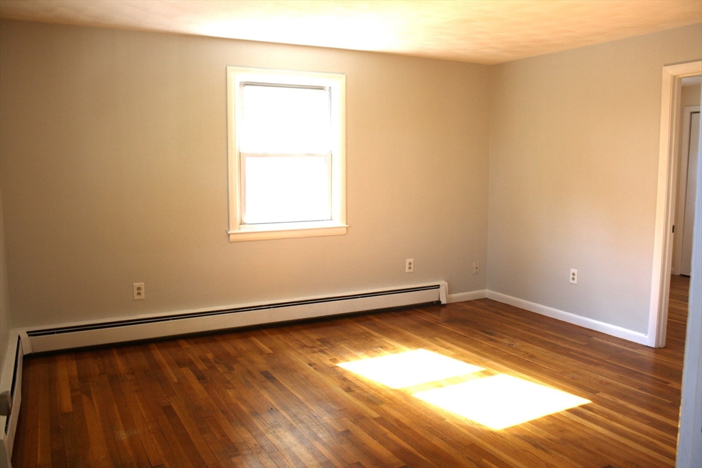 56 High Ridge Road, Unit 1 Worcester, MA 01602 - Photo 6 of 32