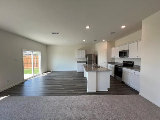 $2,500 | 408 Merced River Lane, Anna, TX 75409