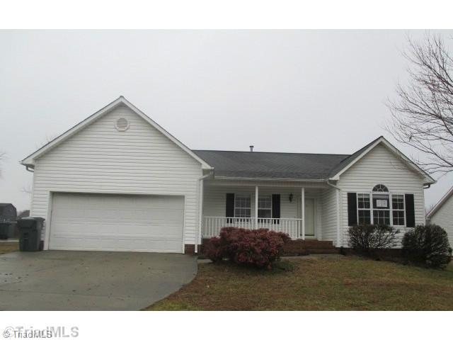 237 Albertson Road Thomasville, NC 27360 - Photo 1 of 5 Exterior Front.
