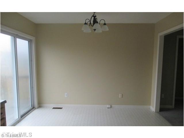 237 Albertson Road Thomasville, NC 27360 - Photo 4 of 5 Dining Room.