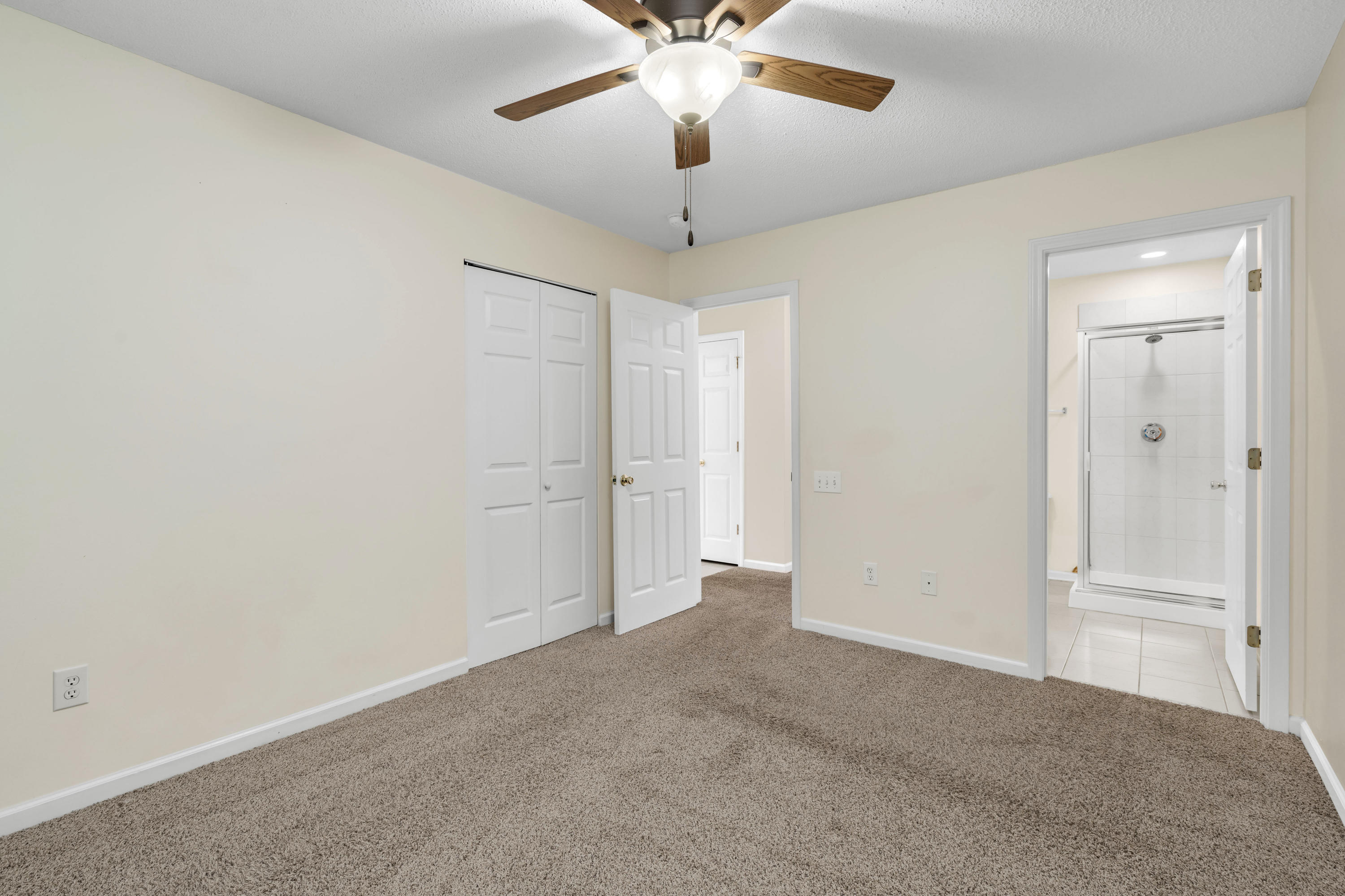 9242 Ayscough Road Summerville, SC 29485 - Photo 14 of 26 15