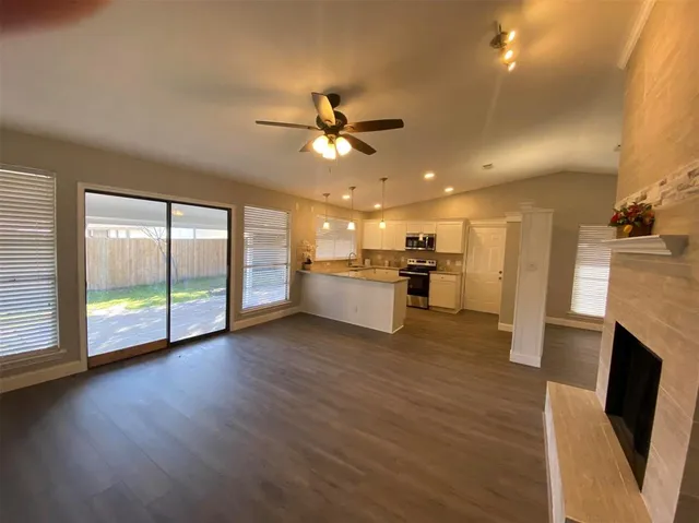 $2,825 | 2006 West Northgate Drive, Irving, TX 75062