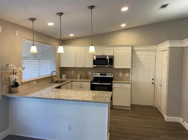 $2,825 | 2006 West Northgate Drive, Irving, TX 75062