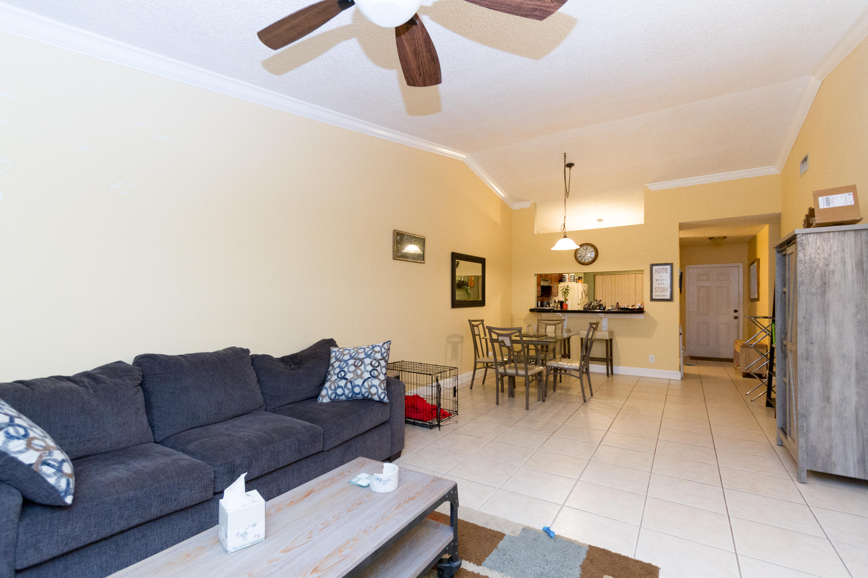 10323 Boca Bend West, Unit K4 Boca Raton, FL 33428 - Photo 6 of 21 Living Room