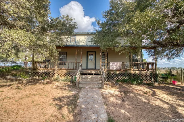 $399,000 | 1350 Fm 538, Stockdale, TX 78160