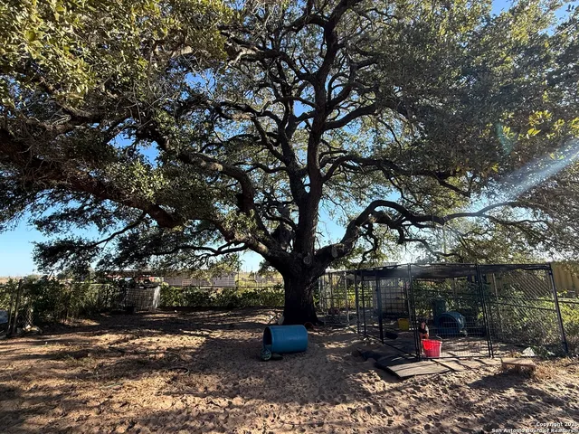 $449,000 | 1350 Fm 538, Stockdale, TX 78160