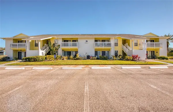 $175,000 | 455 Alt 19, Unit 21, Palm Harbor, FL 34683
