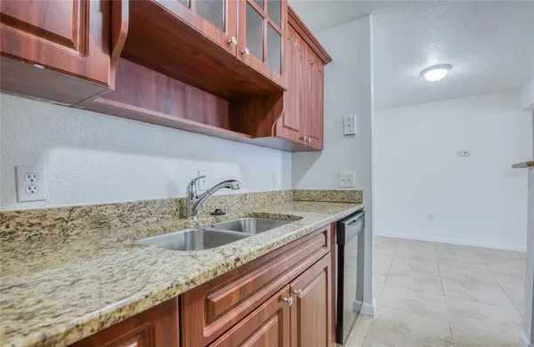 $175,000 | 455 Alt 19, Unit 21, Palm Harbor, FL 34683