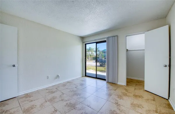 $175,000 | 455 Alt 19, Unit 21, Palm Harbor, FL 34683