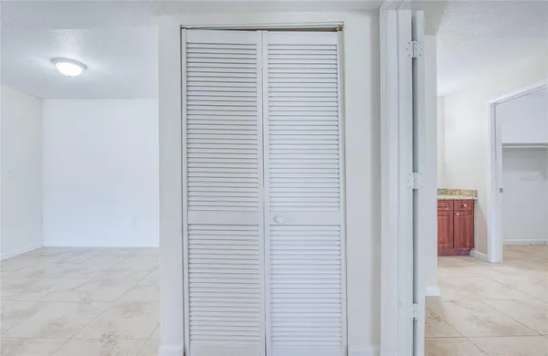 $175,000 | 455 Alt 19, Unit 21, Palm Harbor, FL 34683