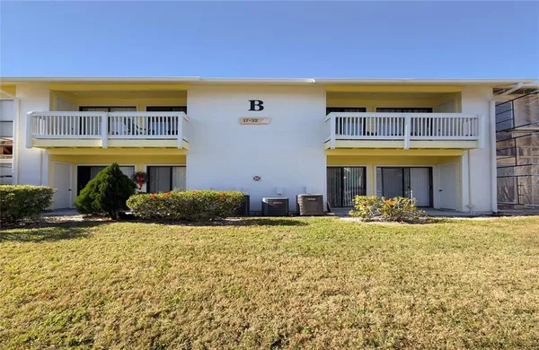 $175,000 | 455 Alt 19, Unit 21, Palm Harbor, FL 34683