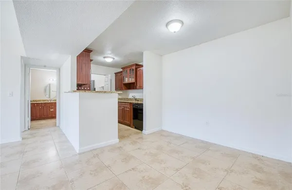 $175,000 | 455 Alt 19, Unit 21, Palm Harbor, FL 34683