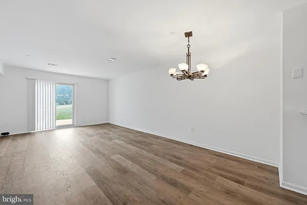 $2,300 | 684 Metro Court, Unit 16, West Chester, PA 19380