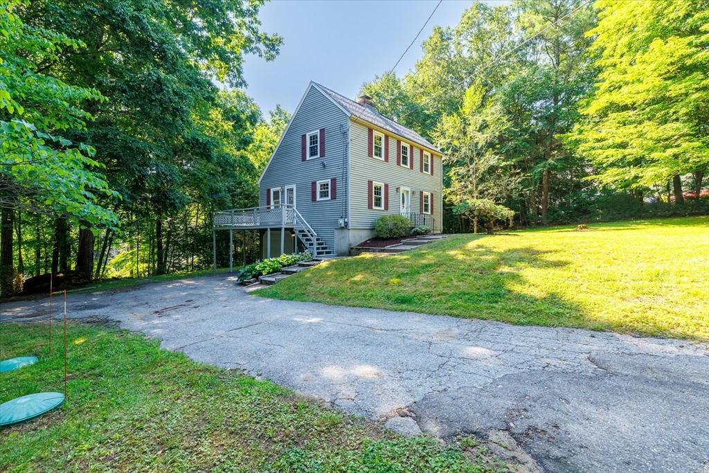 37 Breakneck Road Sturbridge, MA 01566 - Photo 35 of 41