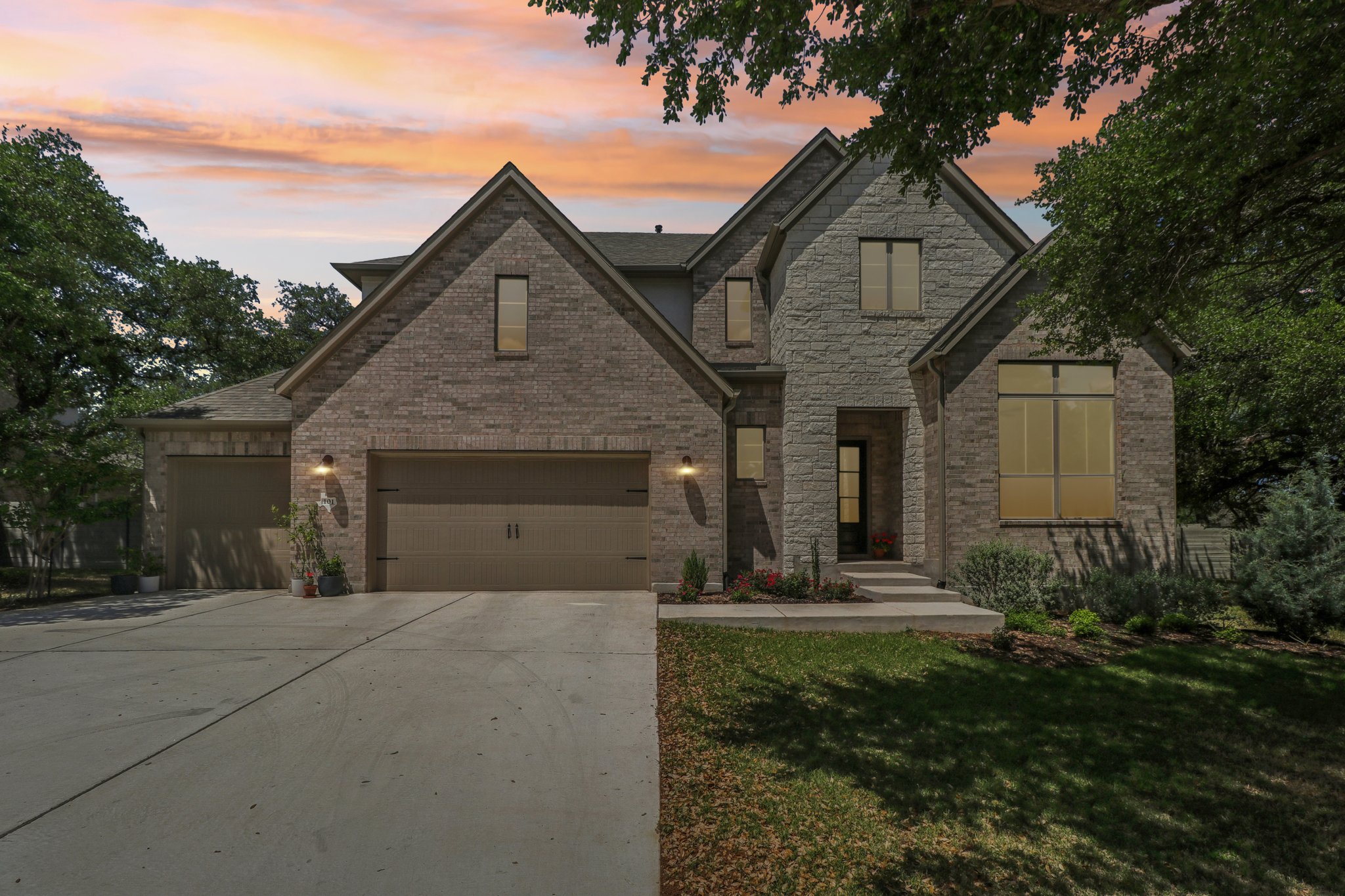 101 Wolf Rdg Road Georgetown, TX 78628 - Photo 2 of 40