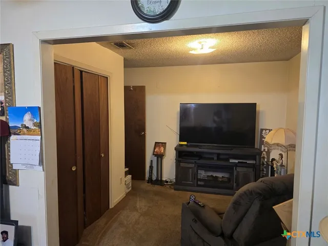 $159,500 | 1517 School Street, Gonzales, TX 78629