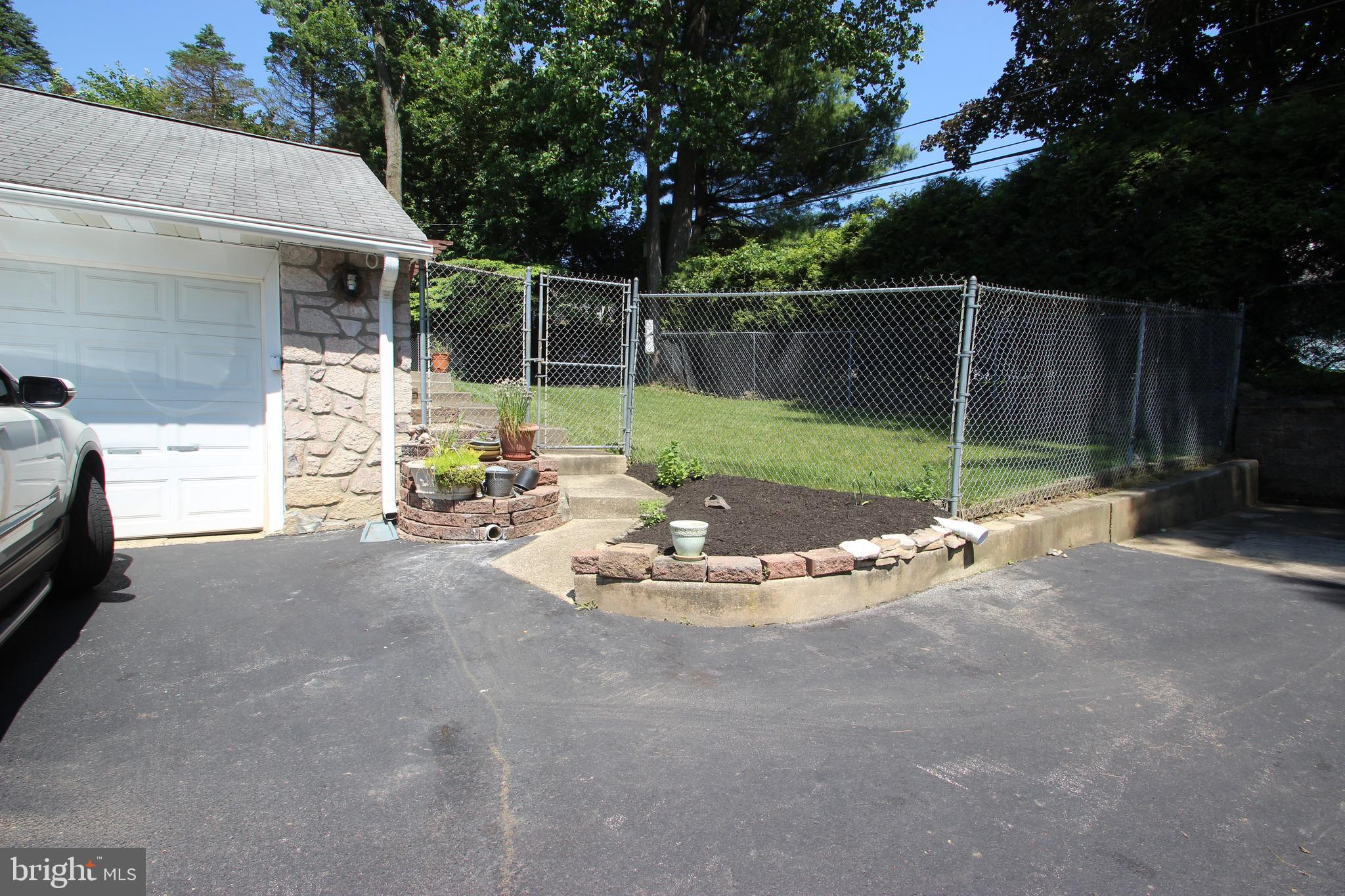 509 Ellis Road Havertown, PA 19083 - Photo 43 of 54