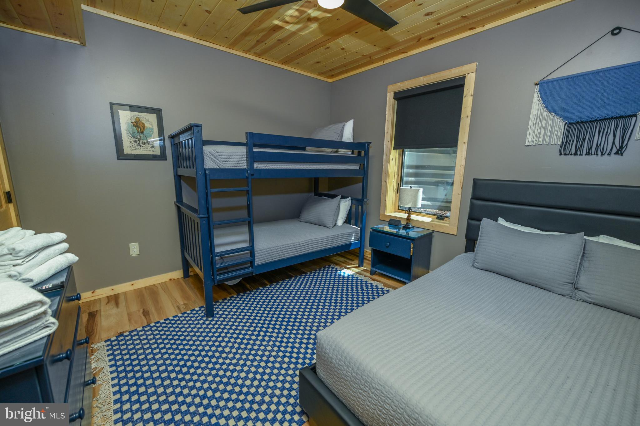 1067 North Camp Road McHenry, MD 21541 - Photo 66 of 81 Bunk bedroom 6 with bonus bed