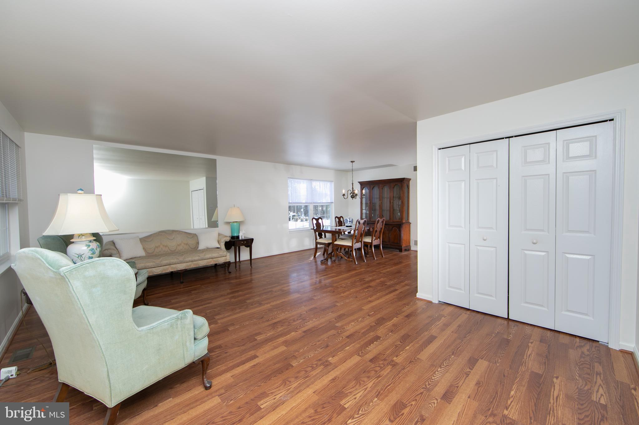 424 Country Way Mickleton, NJ 08056 - Photo 3 of 26