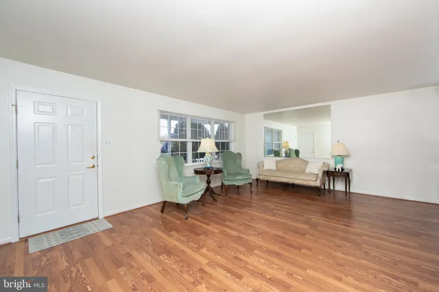 $355,000 | 424 Country Way, Mickleton, NJ 08056