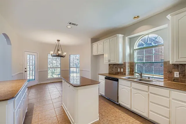 $710,000 | 2207 Creekedge Court, Corinth, TX 76210