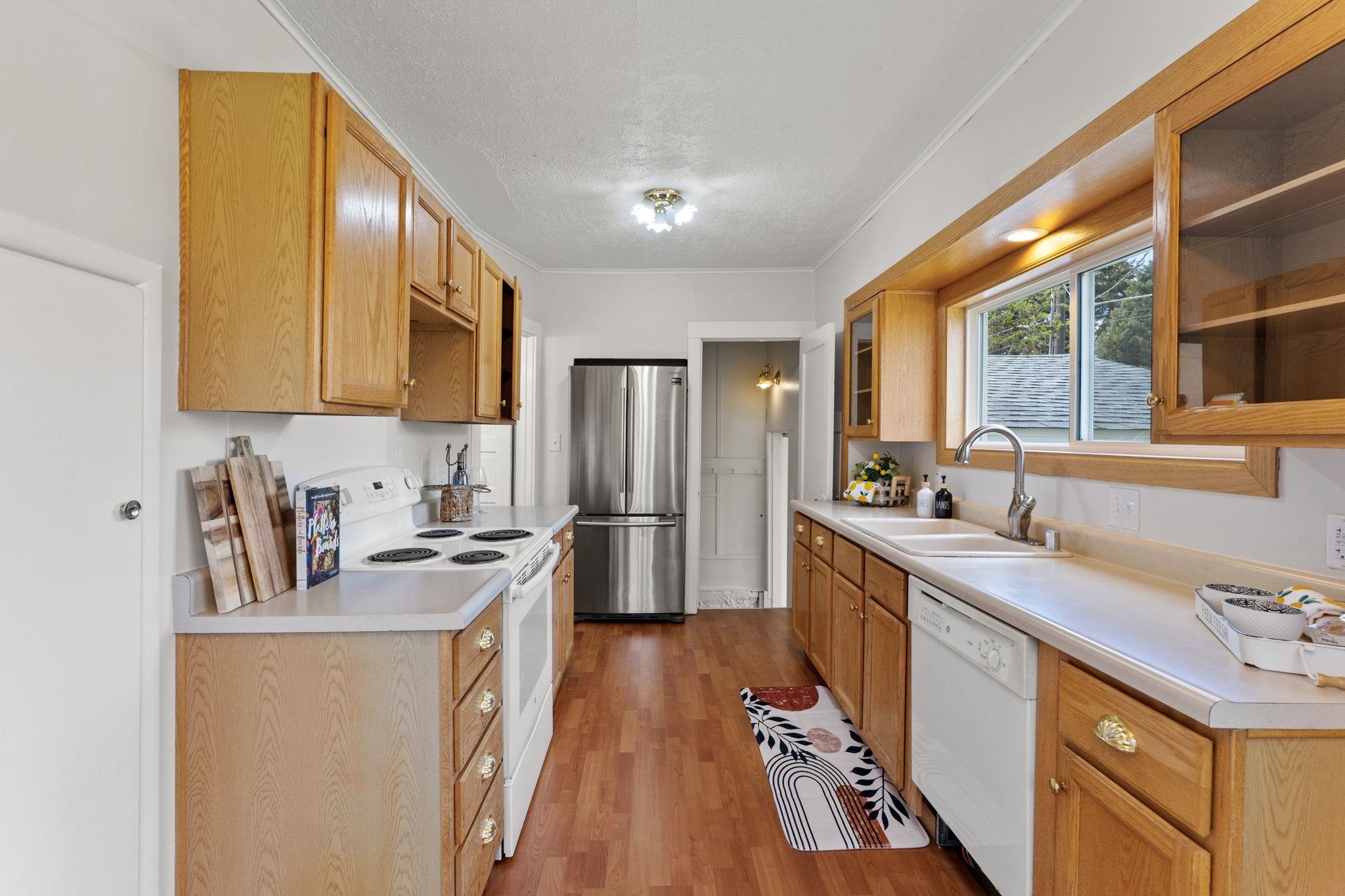 1610 South Evergreen Road Spokane, WA 99216 - Photo 8 of 42
