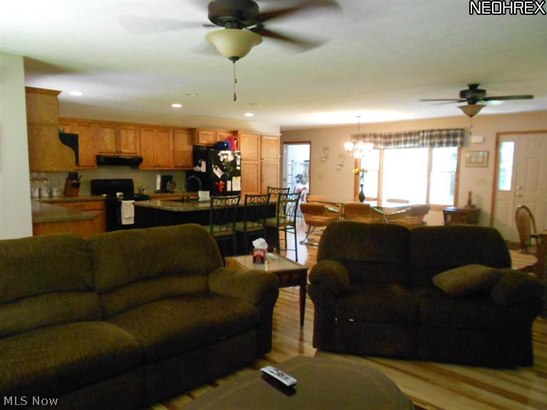 5579 Wygle Road Ravenna, OH 44266 - Photo 9 of 20 Gallery Image 9
