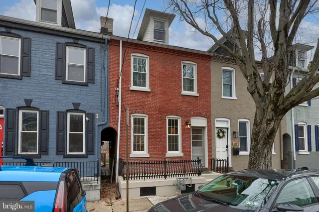$314,900 | 11 West New Street, Lancaster, PA 17603