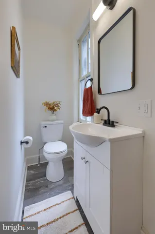 $314,900 | 11 West New Street, Lancaster, PA 17603