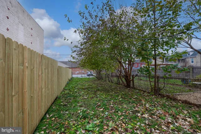 $314,900 | 11 West New Street, Lancaster, PA 17603