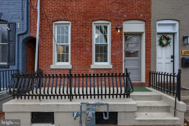 $314,900 | 11 West New Street, Lancaster, PA 17603