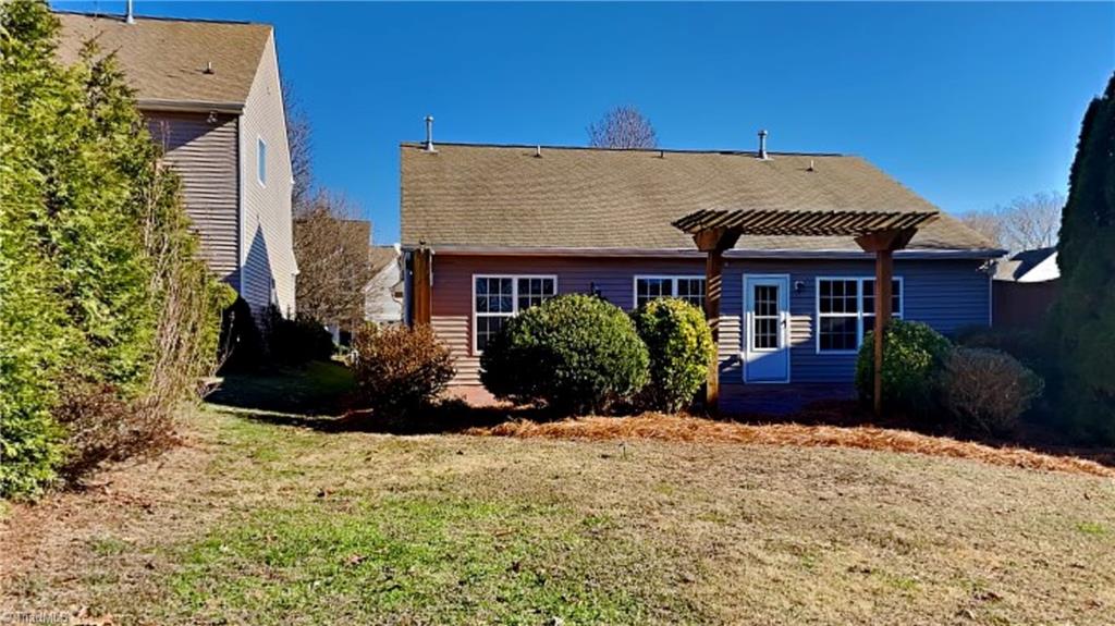 898 Hedgepath Terrace High Point, NC 27265 - Photo 12 of 13 Gallery Image 12