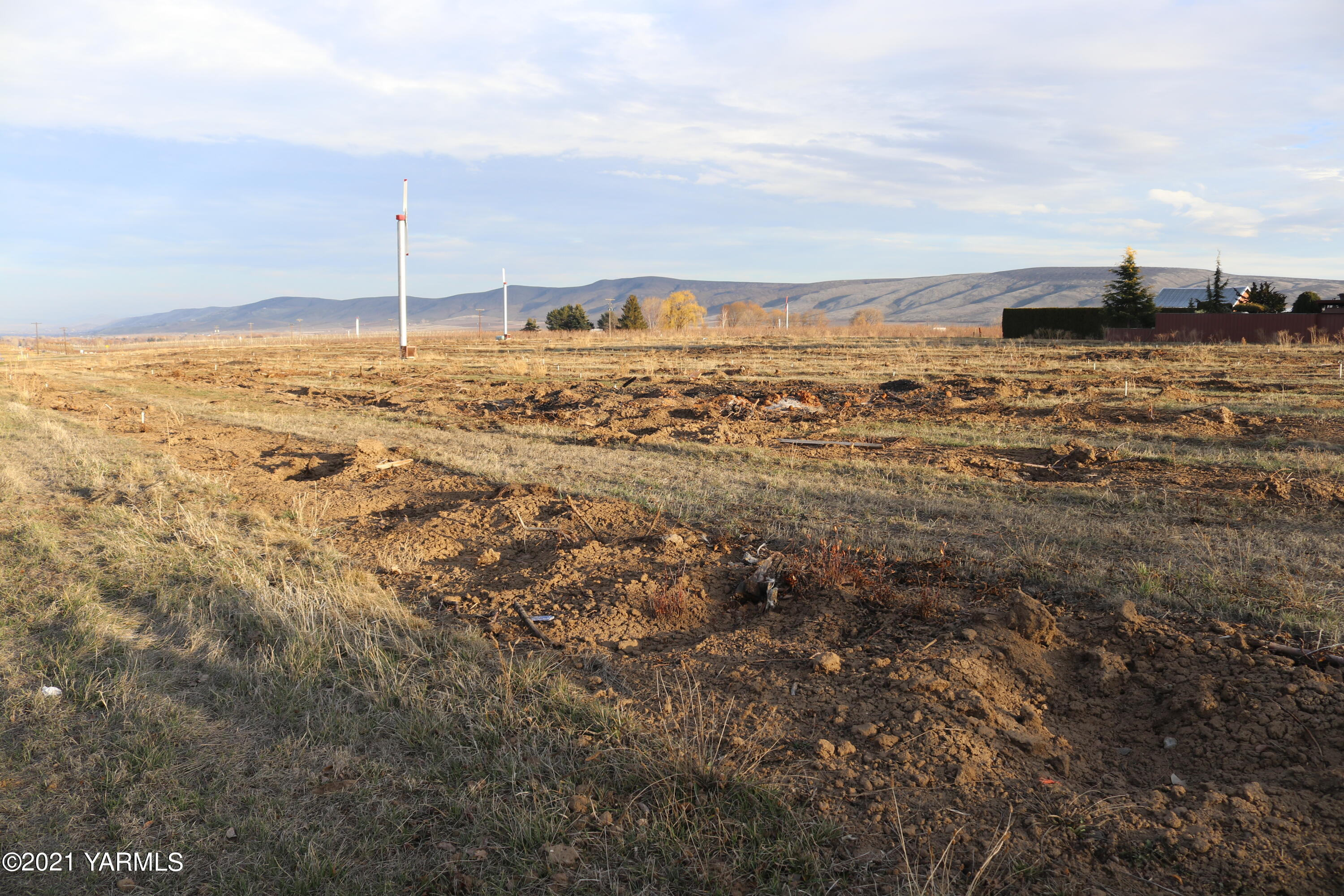 Nka Nka Nelson Road, Unit 1 Yakima, WA 98903 - Photo 22 of 36 a view of ocean