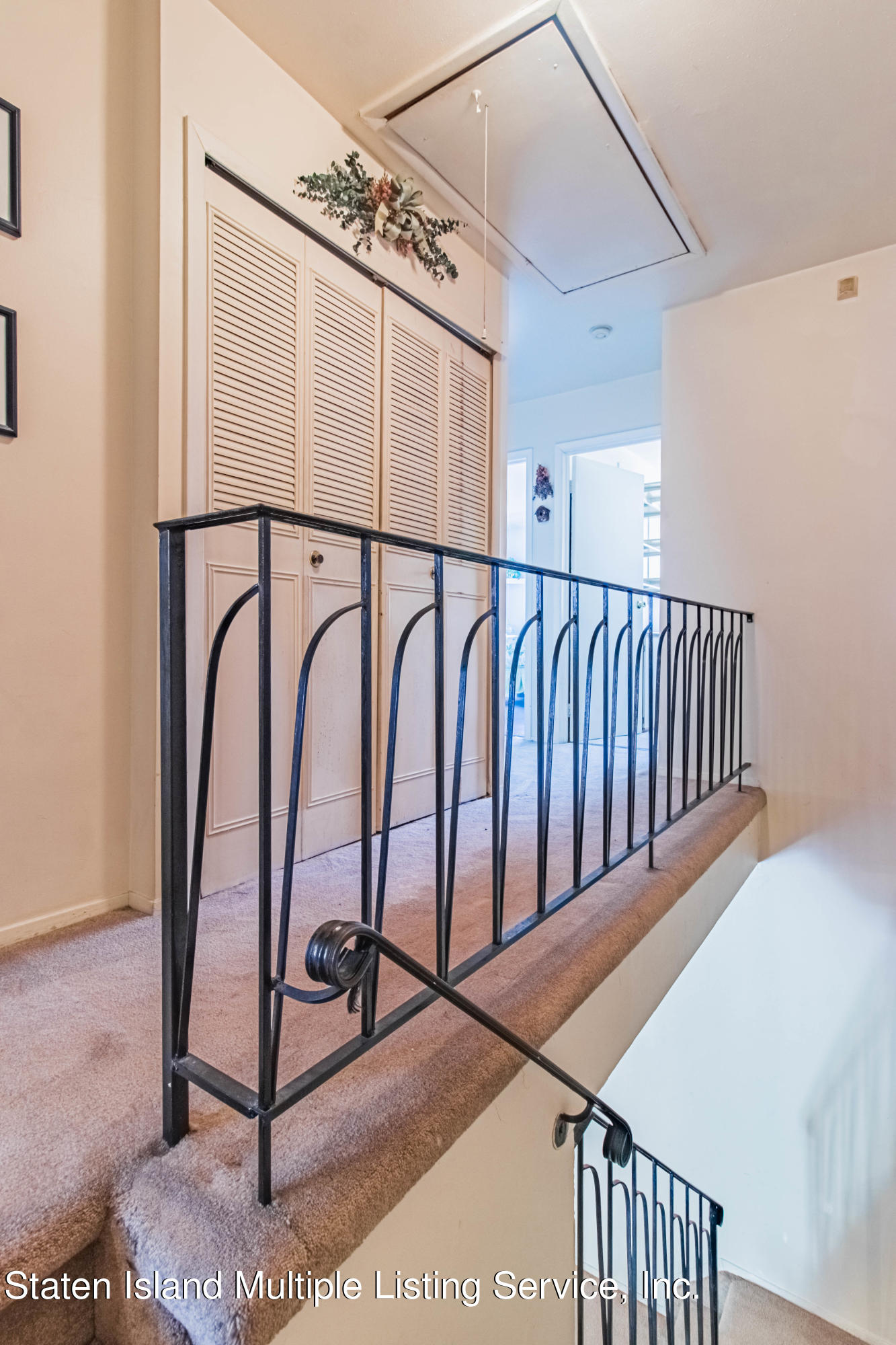 62 Stonegate Drive Staten Island, NY 10304 - Photo 15 of 29 15